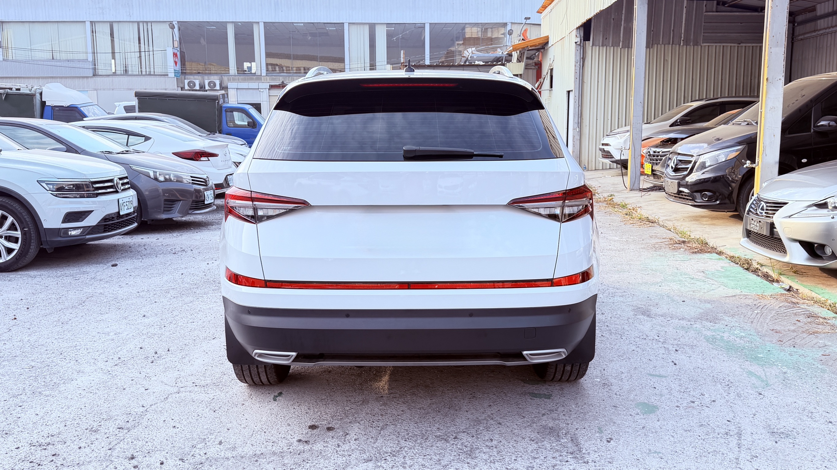 ☪2022年 SKODA KODIAQ 1.5L 七人座 ☪歡迎搜尋粉絲專頁 【益群汽車】  第3張相片