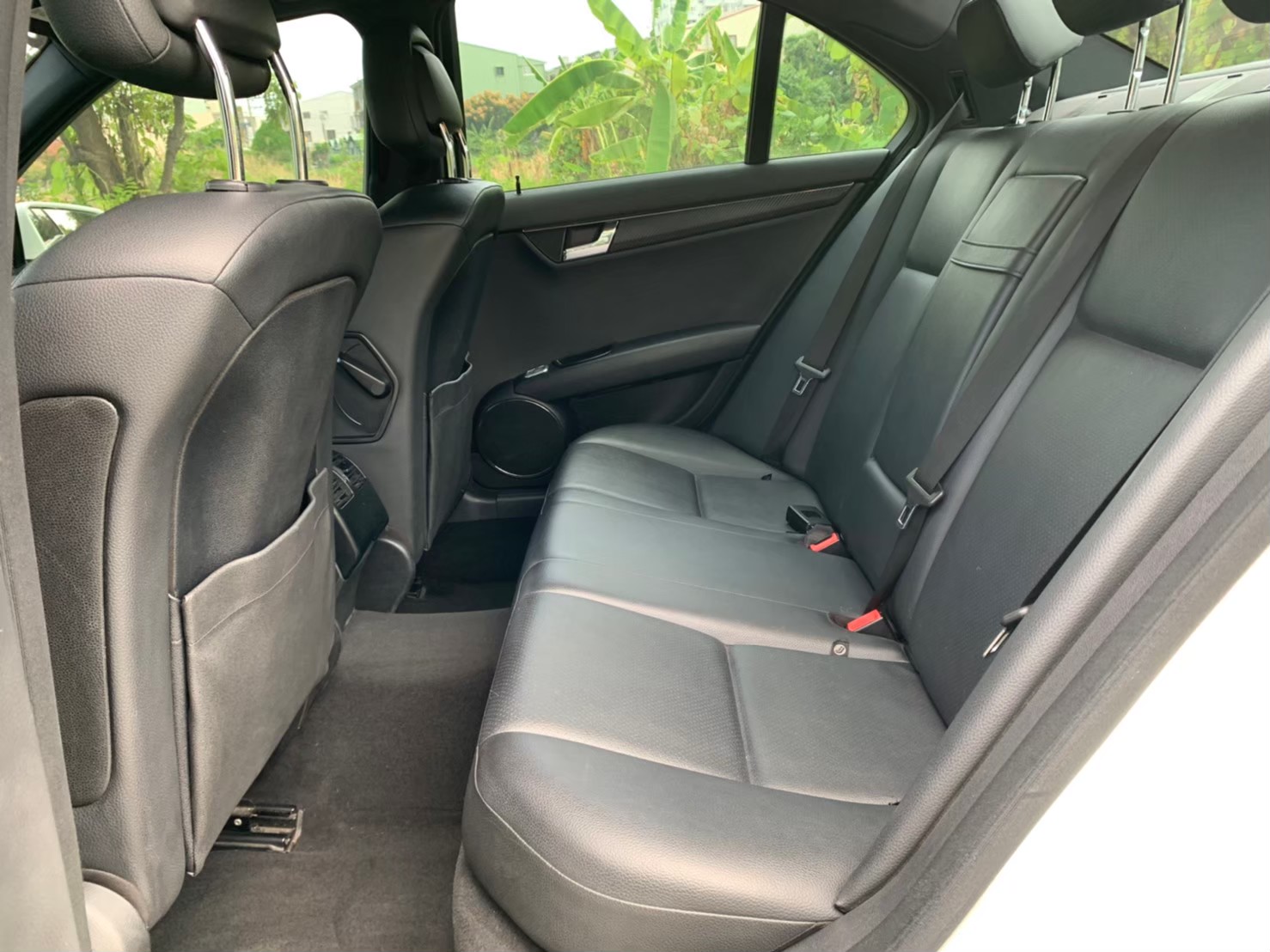 ☪2010年 BENZ C300 3.0L ☪歡迎搜尋粉絲專頁 【益群汽車】  第5張相片