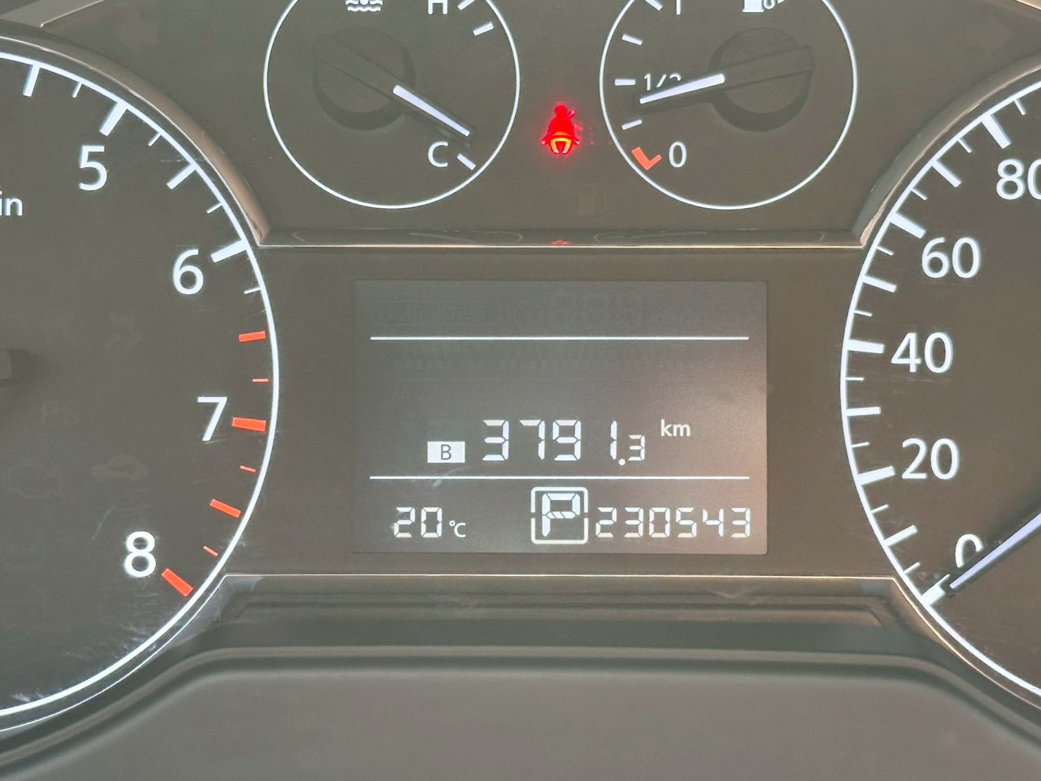 ☪2014年 NISSAN 日產 TIIDA 鐵達 1.6L ☪歡迎搜尋粉絲專頁 【益群汽車】  第7張相片