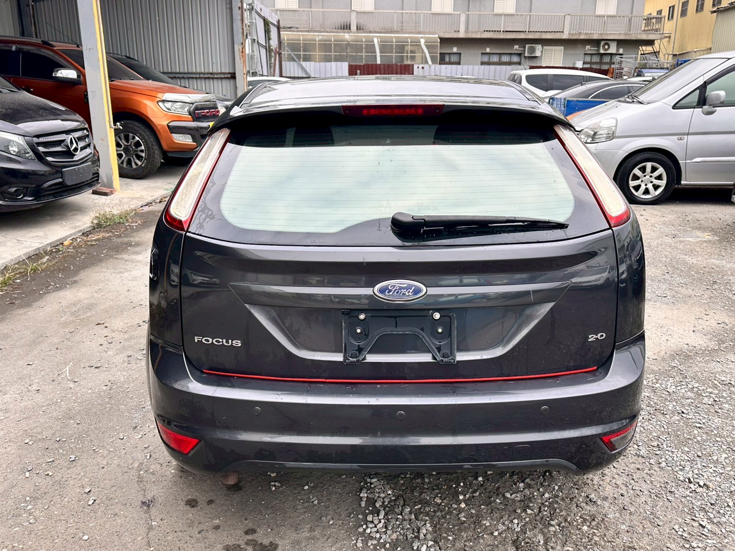 ☪2012年 FORD 福特 FOCUS 佛卡斯 2.0L ☪歡迎搜尋粉絲專頁 【益群汽車】  第3張相片