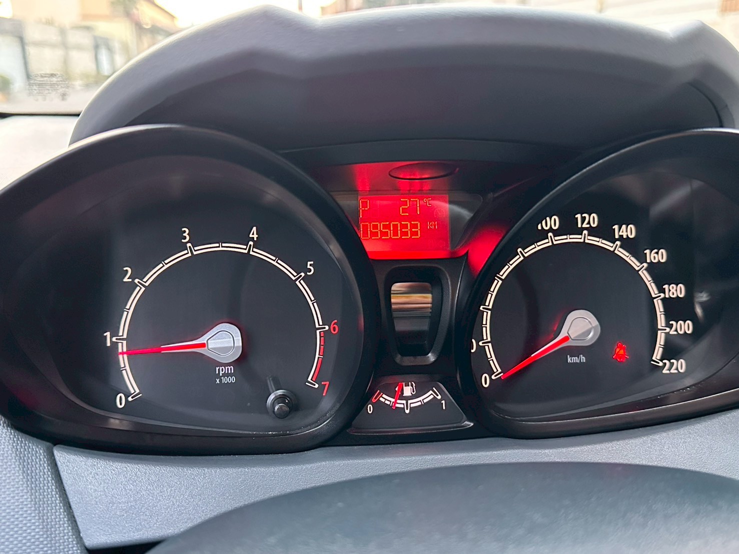 ☪2013年 FORD 福特 FIESTA 菲士塔 升級安卓機 1.6L ☪歡迎搜尋粉絲專頁 【益群汽車】  第5張相片