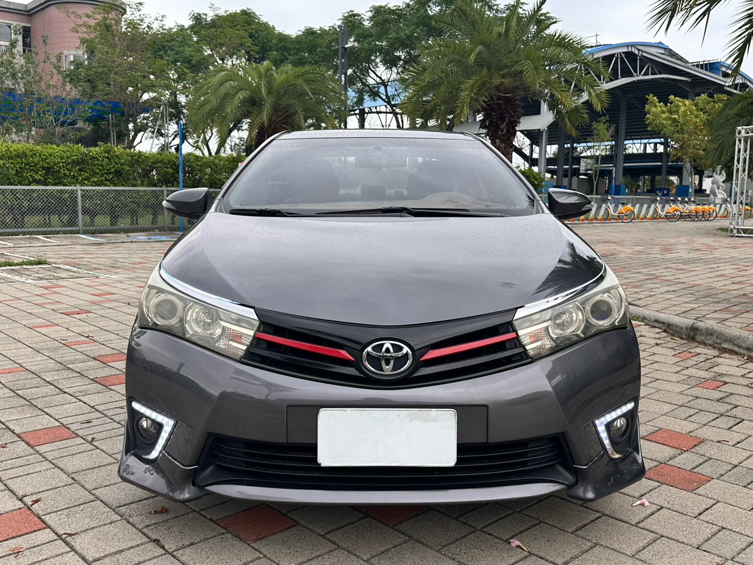 ☪2014年 豐田 TOYOTA  國民神車 ALTIS E版里程僅跑96000公里 升級安卓機 全車空力套件 1.8L ☪歡迎搜尋粉絲專頁 【益群汽車】  第2張相片