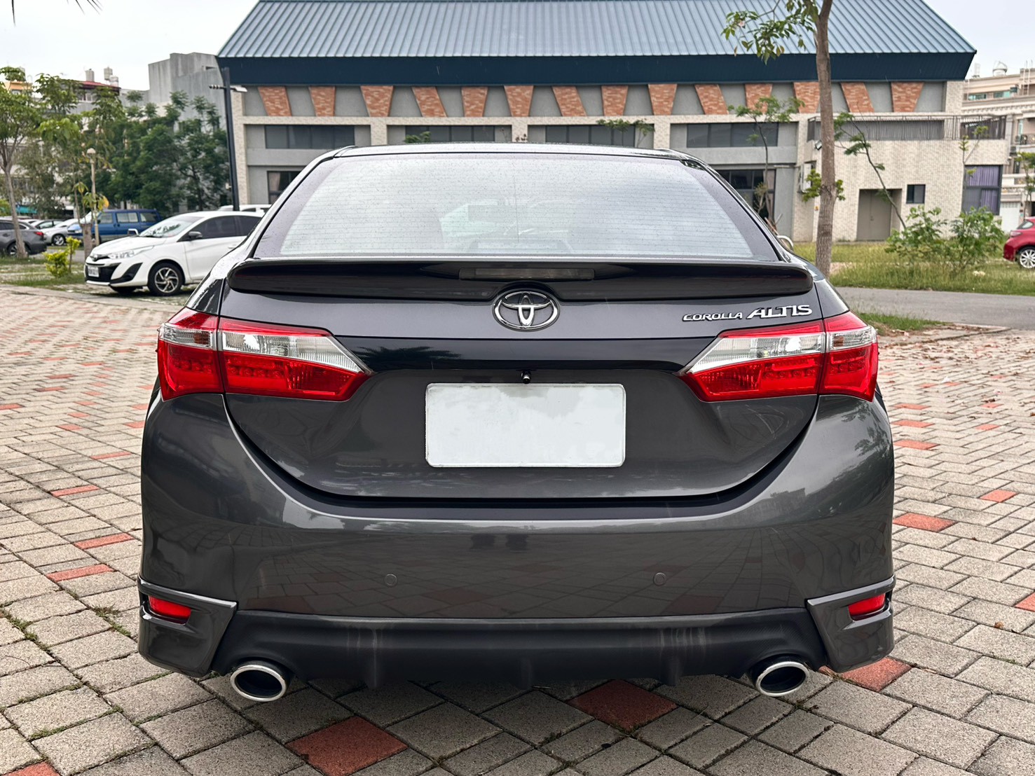 ☪2014年 豐田 TOYOTA  國民神車 ALTIS E版里程僅跑96000公里 升級安卓機 全車空力套件 1.8L ☪歡迎搜尋粉絲專頁 【益群汽車】  第3張相片