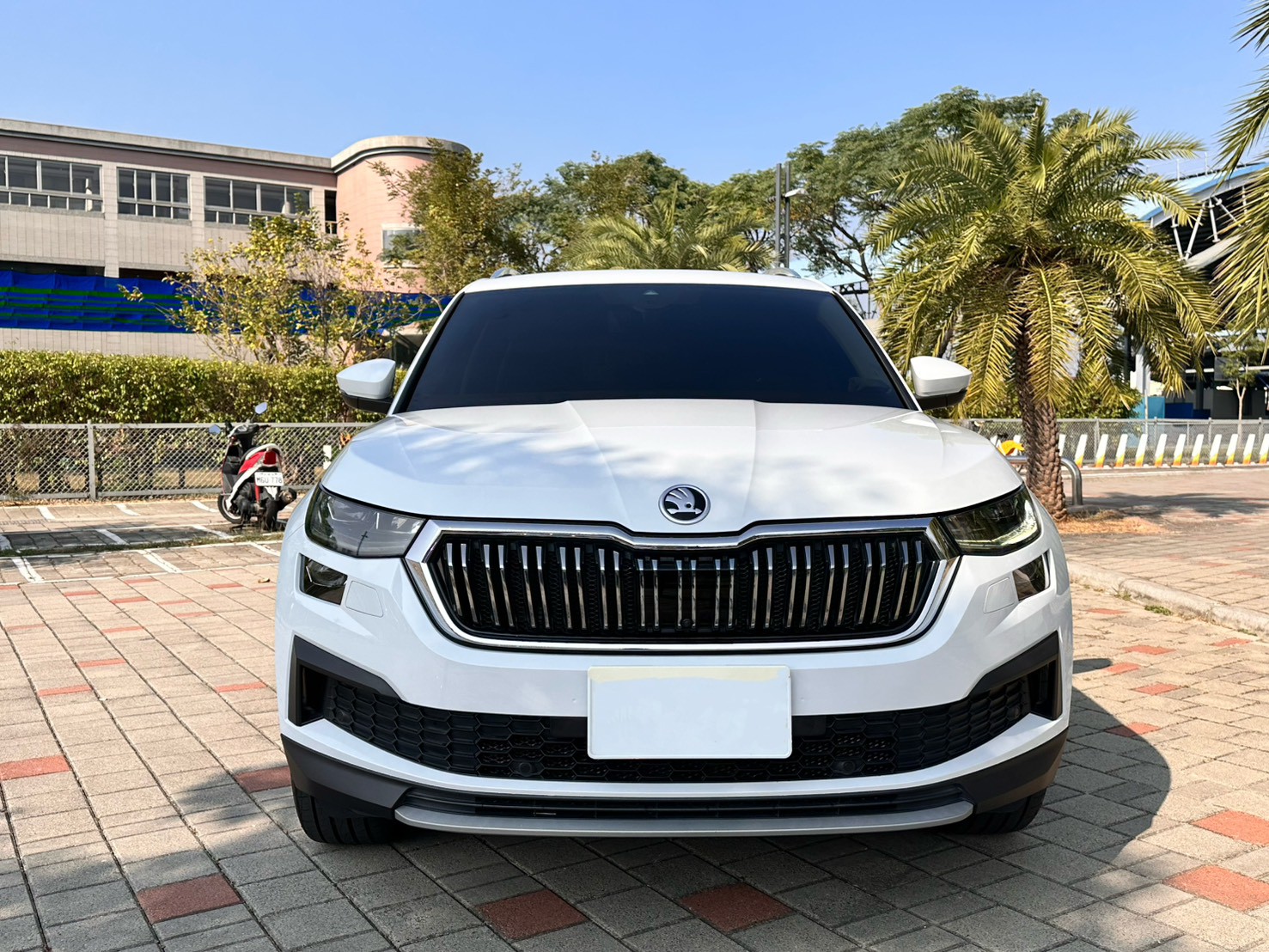 ☪2022年 SKODA 司可達 KODIAQ 大棕熊 豪華菁英版 七人座 1.5L ☪歡迎搜尋粉絲專頁 【益群汽車】  第2張相片
