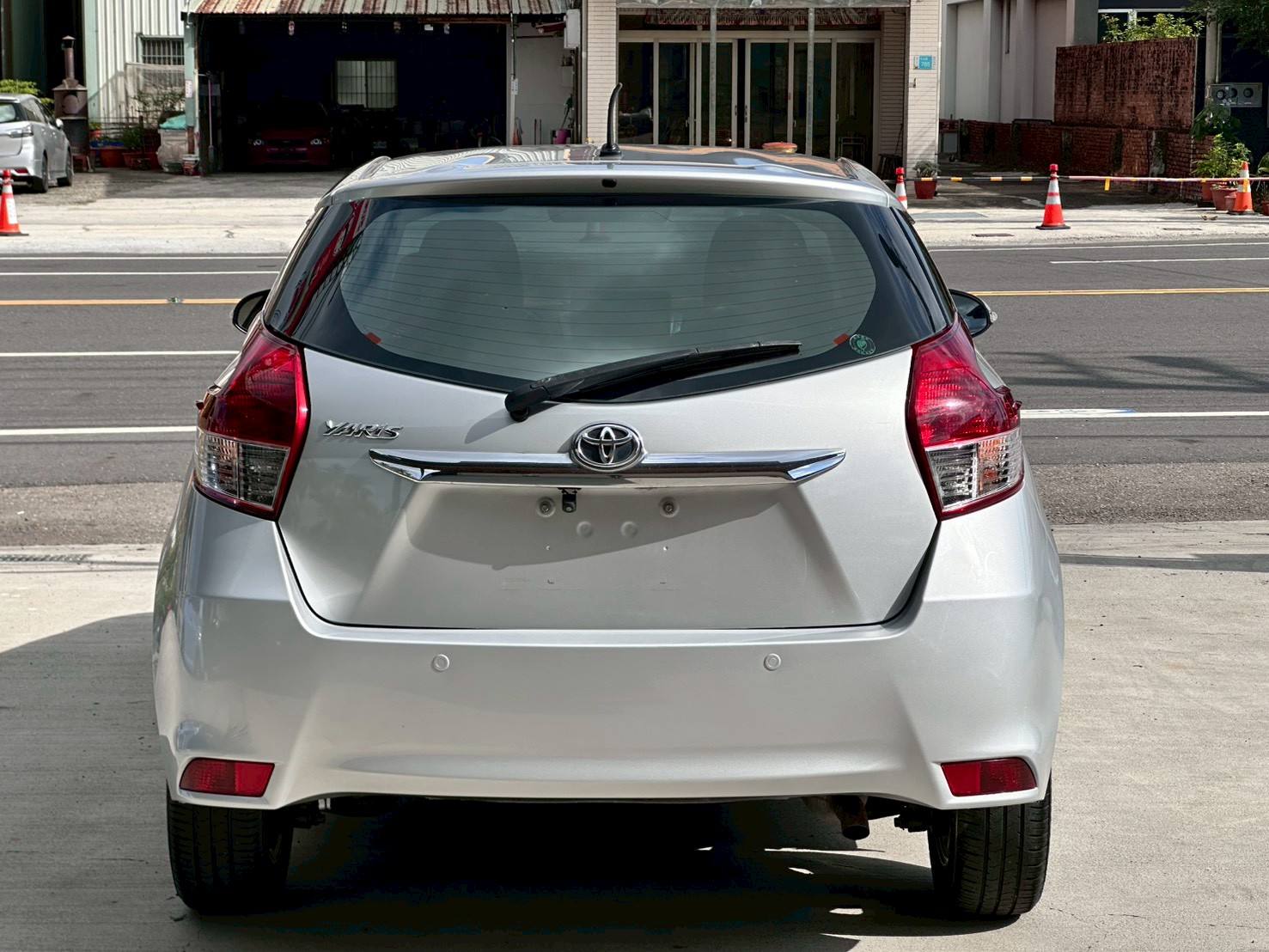 ☪2016年 TOYOTA YARIS 1.5L ☪歡迎搜尋粉絲專頁 【益群汽車】  第3張相片