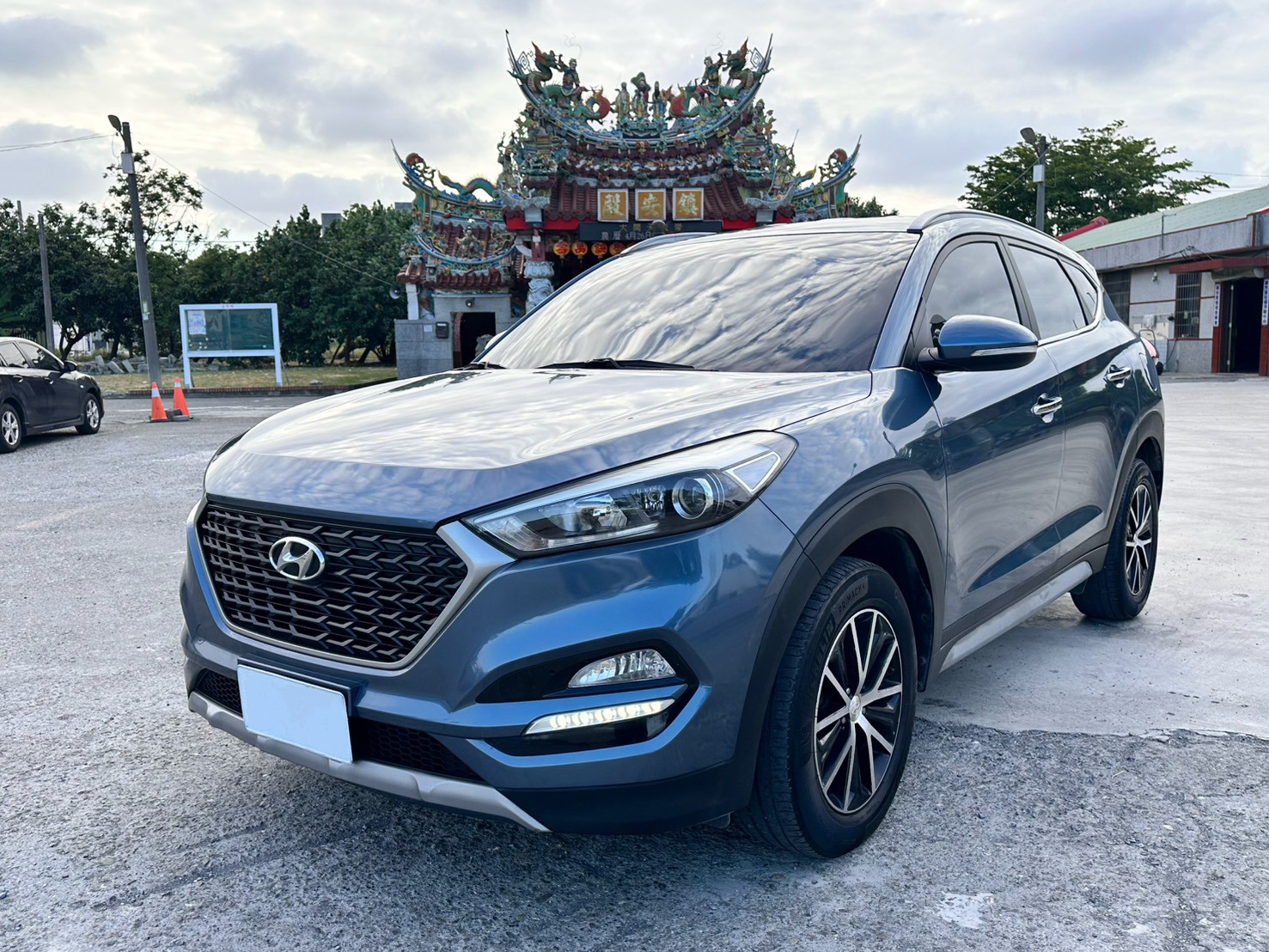 ☪2018年 現代 TUCSON 土桑 1.6L ☪歡迎搜尋粉絲專頁 【益群汽車】  第1張相片