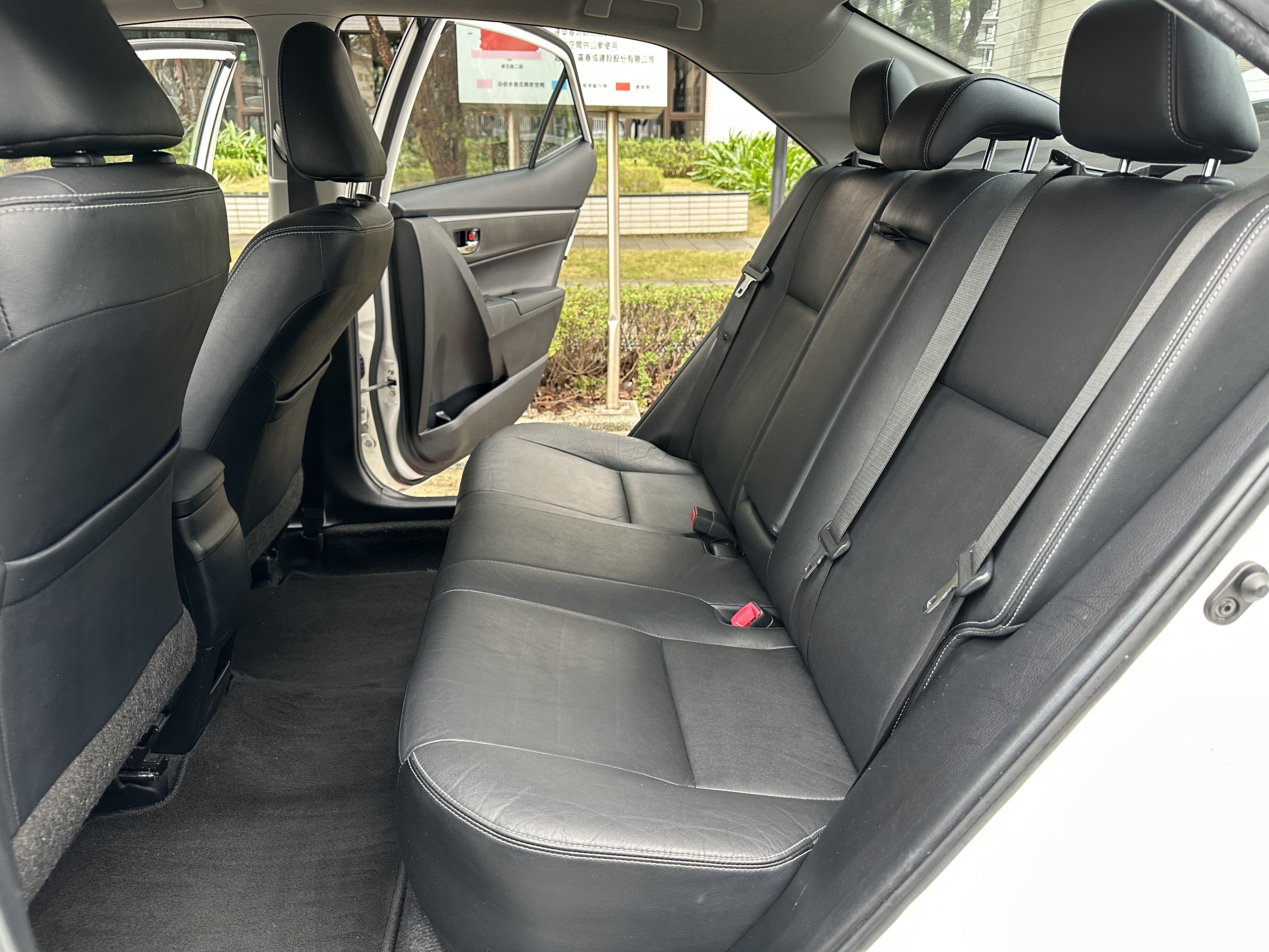 2014 ALTIS 經典版 全車原版件 低里程  第8張相片
