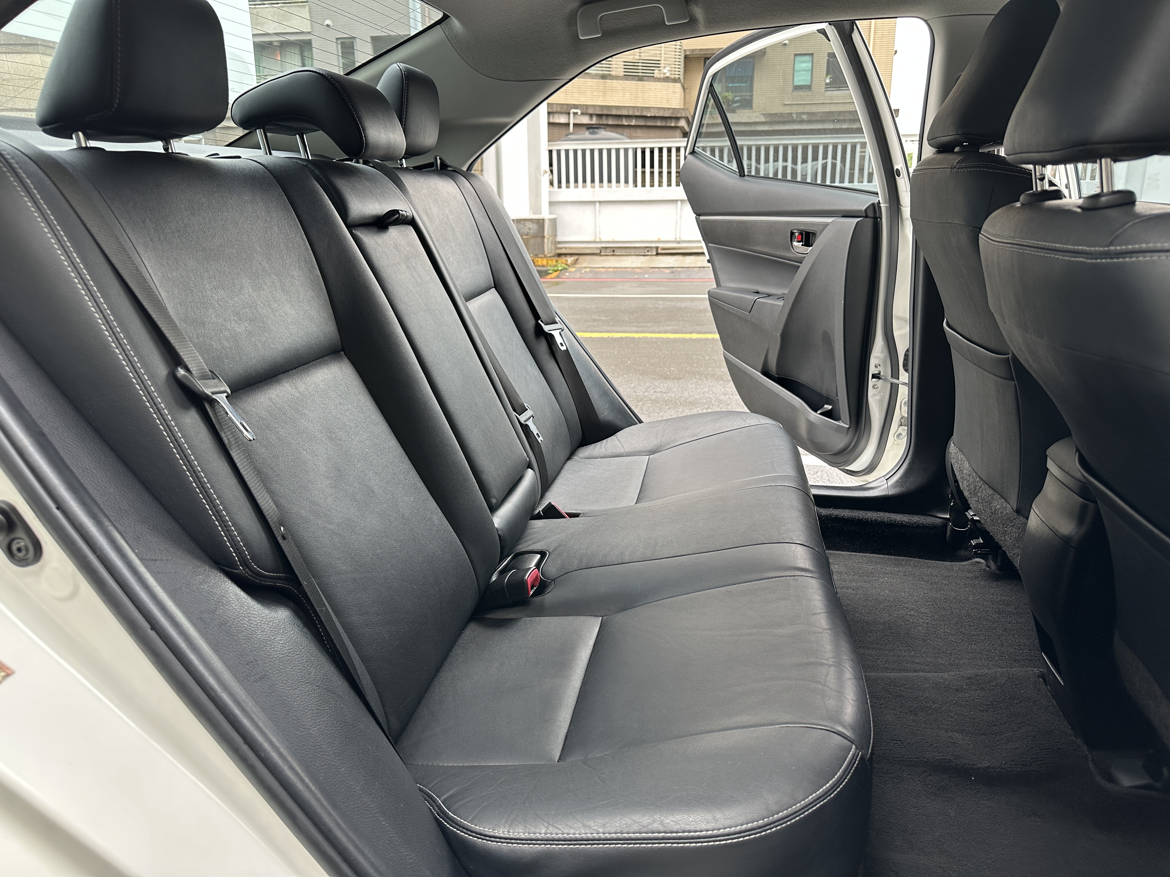 2014 ALTIS 經典版 全車原版件 低里程  第10張相片