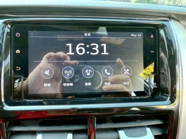 YARIS  第9張相片