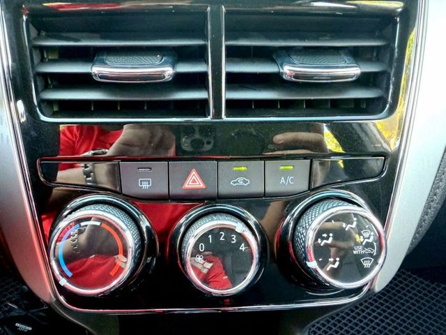 YARIS  第10張相片