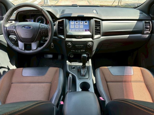 2017年 FORD RANGER 3.2 柴油 4WD  第7張相片