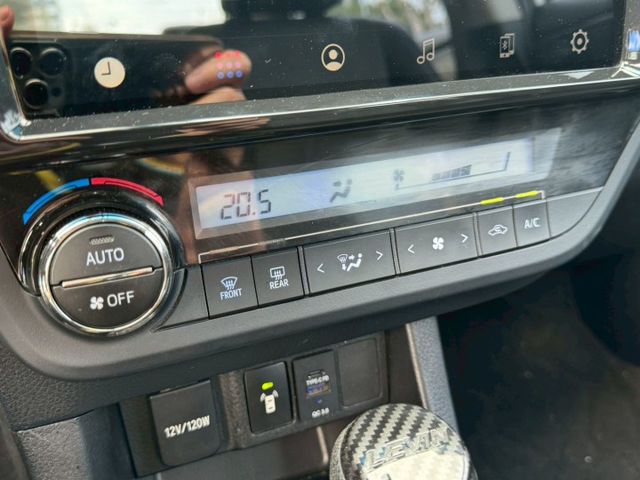 2016年 TOYOTA ALTIS 1.8 豪華版  第14張相片