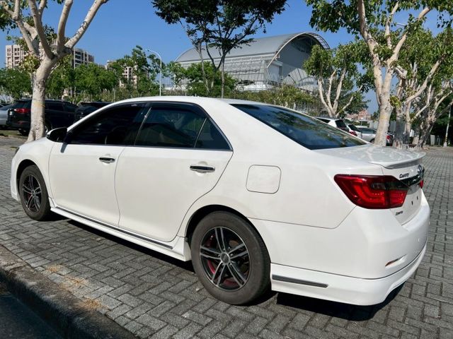2013年 TOYOTA CAMRY 2.0 E版  第3張相片