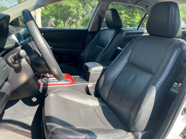 2013年 TOYOTA CAMRY 2.0 E版  第4張相片