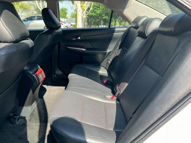 2013年 TOYOTA CAMRY 2.0 E版  第5張相片