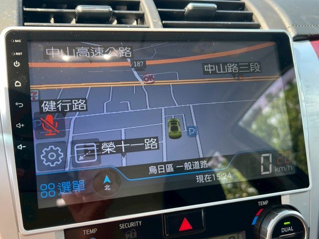 2013年 TOYOTA CAMRY 2.0 E版  第8張相片