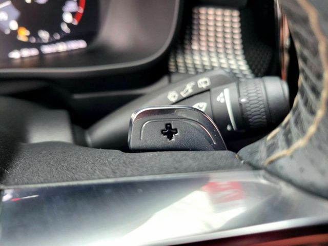 2019年 VOLVO XC40 2.0 T5 R-Design AWD  第10張相片