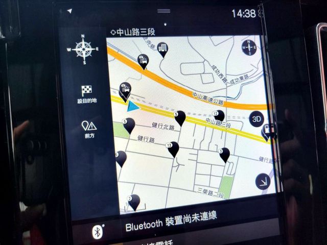2019年 VOLVO XC40 2.0 T5 R-Design AWD  第12張相片