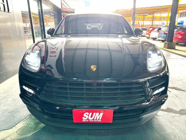 2019年 PORSCHE MACAN 2.0T  第2張相片