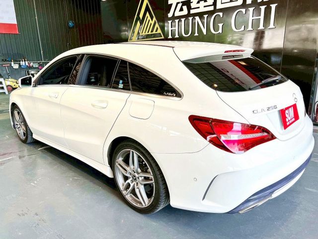 2017年 BENZ CLA250 2.0 Shooting brake  第3張相片