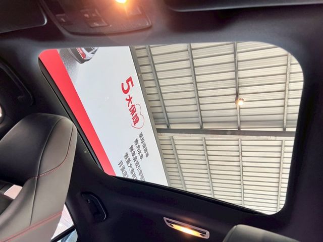 2017年 BENZ CLA250 2.0 Shooting brake  第6張相片