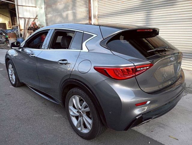 2017年 INFINITI Q30 1.6 風尚版  第4張相片