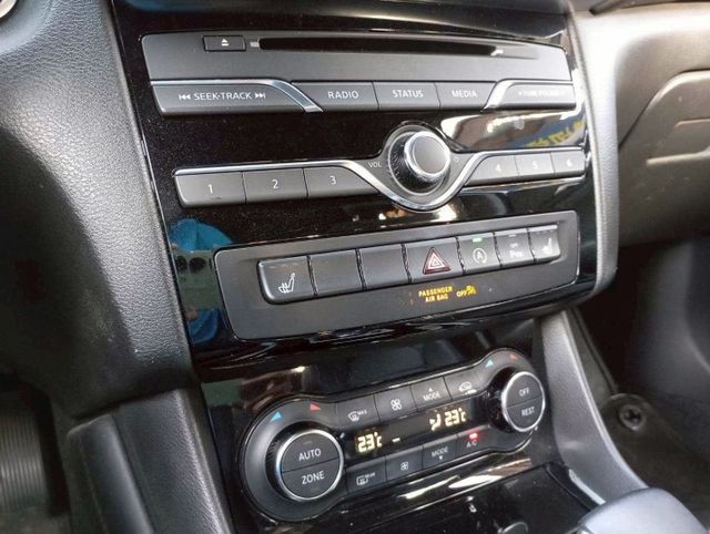 2017年 INFINITI Q30 1.6 風尚版  第14張相片