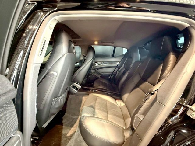 2016年 PORSCHE PANAMERA 3.0 DIESEL  第7張相片