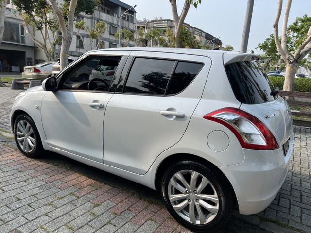 2015年 SUZUKI SWIFT 1.2 日本原裝進口  第3張相片