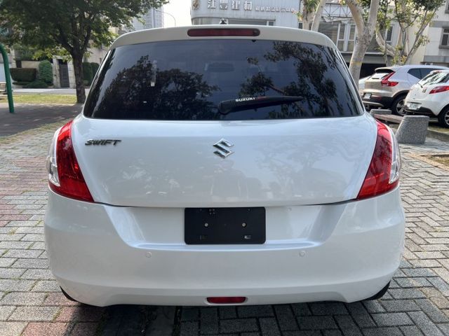 2015年 SUZUKI SWIFT 1.2 日本原裝進口  第4張相片