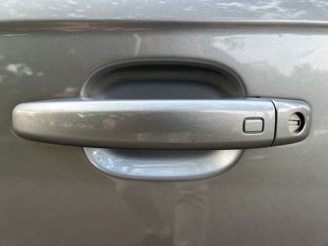 2011年 AUDI A4 Avant 2.0 Quattro  第5張相片