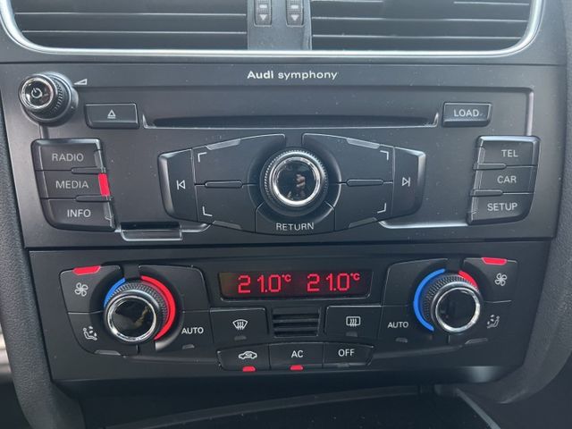 2011年 AUDI A4 Avant 2.0 Quattro  第13張相片