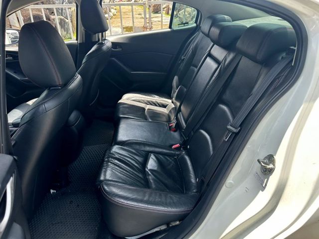 2016年 MAZDA MAZDA3 2.0 頂級版 四門  第6張相片