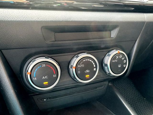 2016年 MAZDA MAZDA3 2.0 頂級版 四門  第11張相片