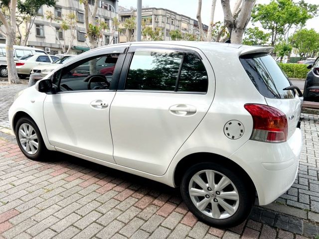 2010年 TOYOTA YARIS 1.5 G版  第3張相片