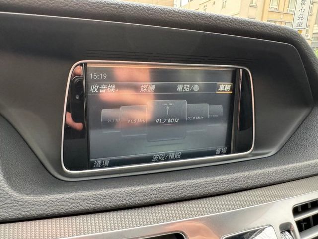 2015年 BENZ E250 2.0 Avantgarde  第10張相片