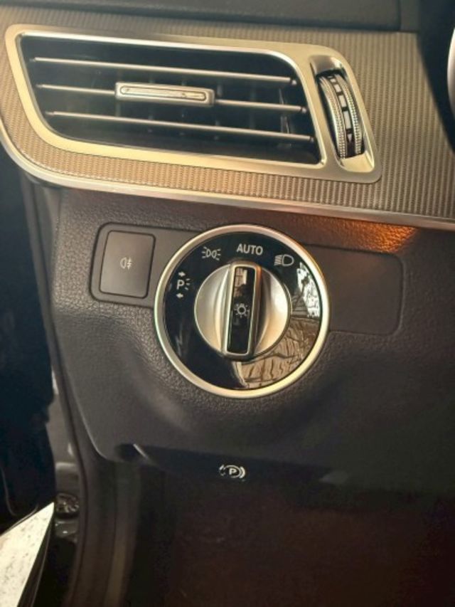 2015年 BENZ E250 2.0 Avantgarde  第16張相片