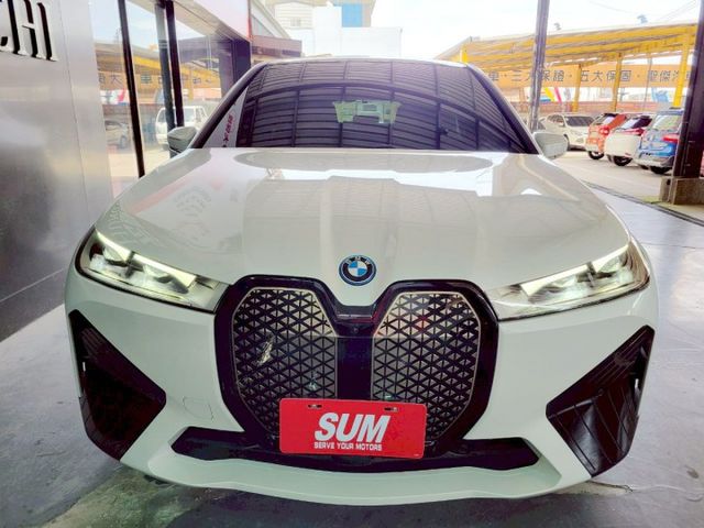 2023年 BMW IX40 純電車 原廠保固中  第2張相片