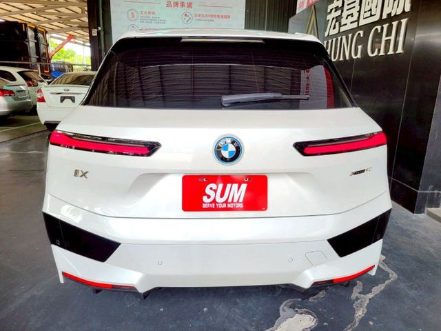 2023年 BMW IX40 純電車 原廠保固中  第4張相片