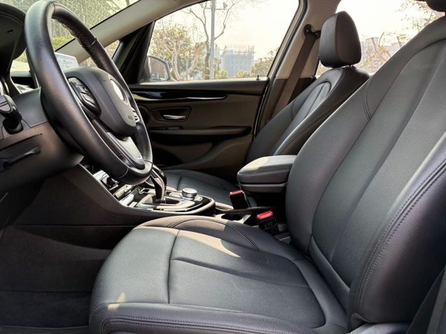 2020年 BMW 218I 1.5 菁英版  第7張相片