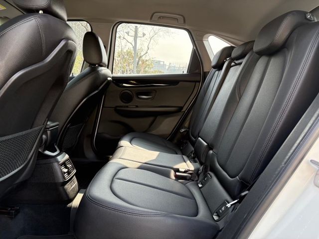 2020年 BMW 218I 1.5 菁英版  第8張相片
