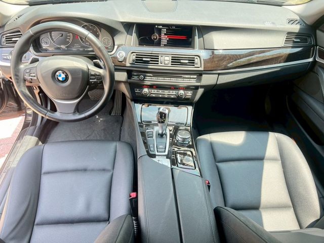 2015年 BMW 520I F10 2.0  第8張相片