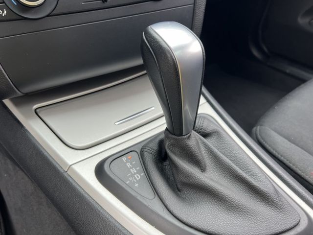 2011年 BMW 120I 2.0  第12張相片