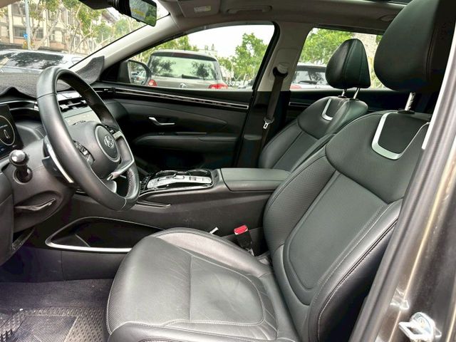 2022年 HYUNDAI TUCSON 1.6 GLT-B  第8張相片