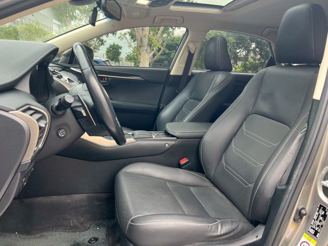 2017年 LEXUS NX300H 2.5 頂級版  第7張相片