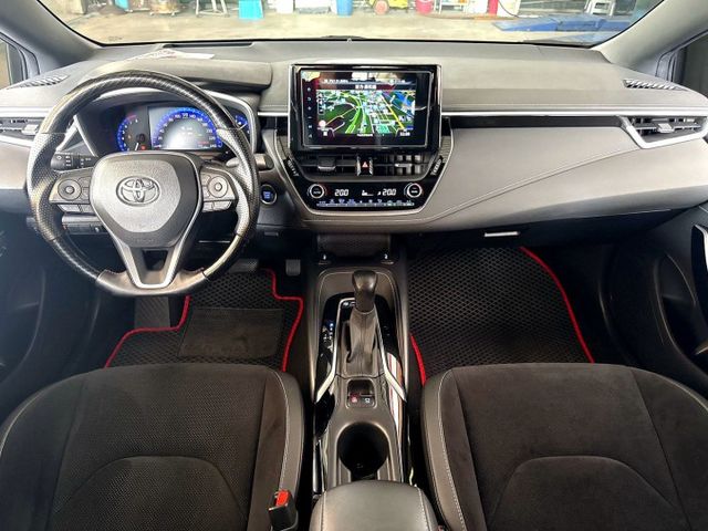 2021年 TOYOTA Corolla Sport 2.0 旗艦版  第7張相片