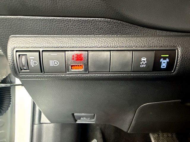 2021年 TOYOTA Corolla Sport 2.0 旗艦版  第14張相片
