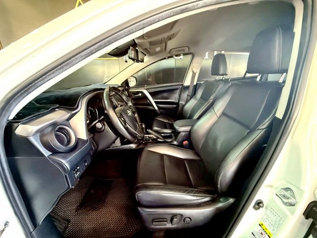 2017年 TOYOTA RAV4 2.0 豪華版  第6張相片