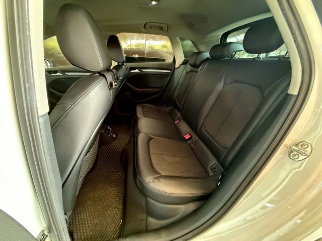 2014年 AUDI A3 Sportback 1.4 30TFSI  第6張相片