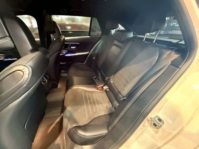 2024年 BENZ C300 Estate 2.0 旅行車 僅跑9千  第9張相片